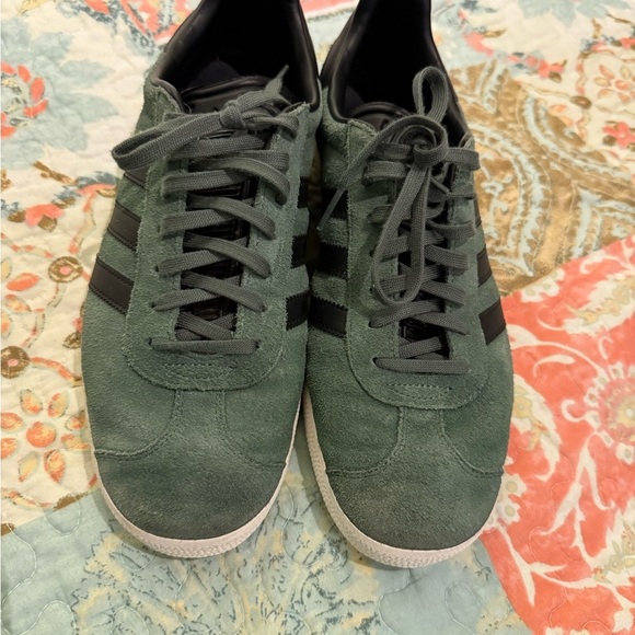 adidas Green and Black Sneakers - Picture 3 of 10